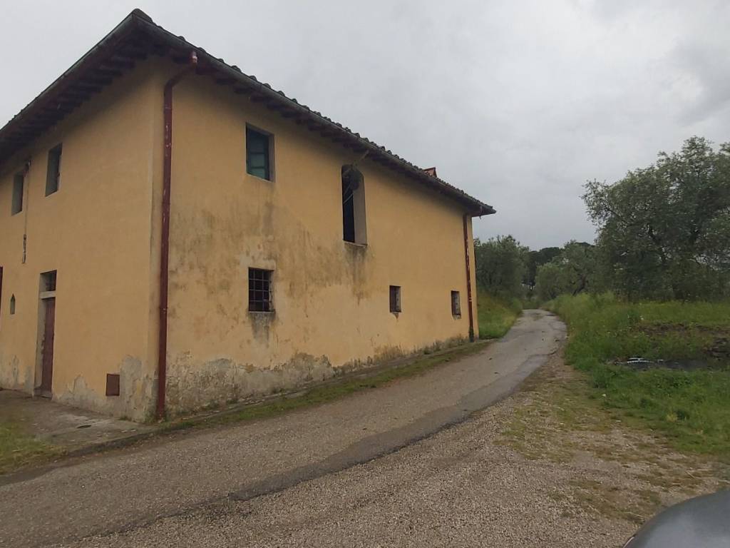 Rustico / casale a Quarrata in Via Leano - Foto 2