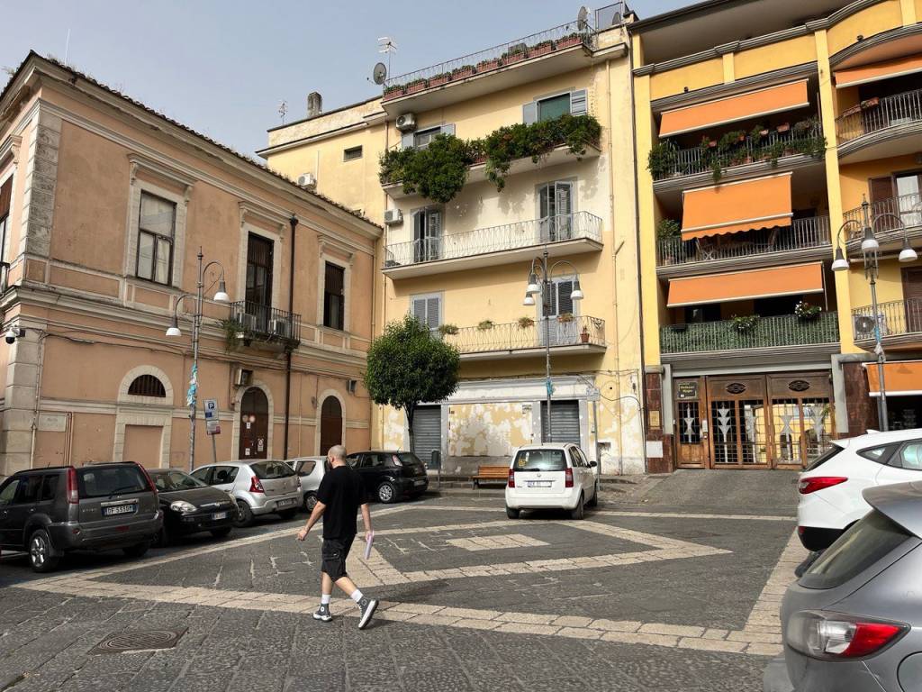 Box / garage a Maddaloni in Piazza Vittoria - Foto 4
