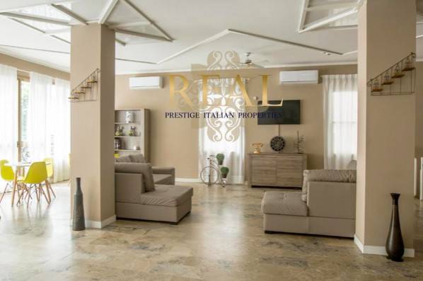 Palazzo / stabile a Cattolica - Foto 3