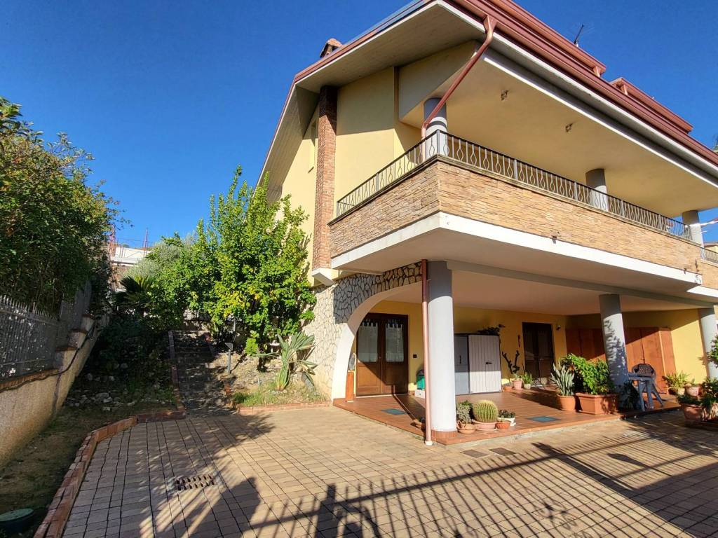 Villa a Montalto uffugo in Via Benedetto Croce, 66 - Foto 4
