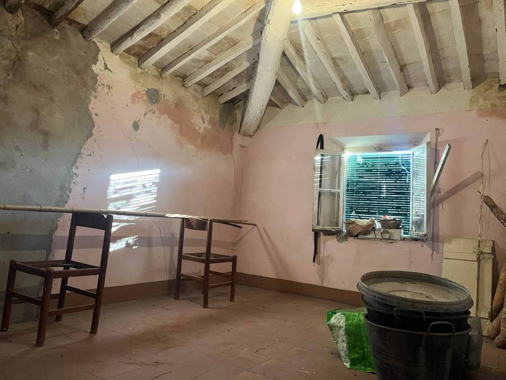 Casa indipendente a Lucca in VIA DI CERASOMMA, 669 - Foto 2