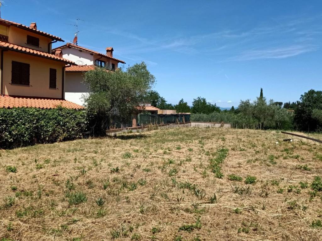 Terreno a Castelfranco piandisco in Strada Provinciale Setteponti - Foto 2