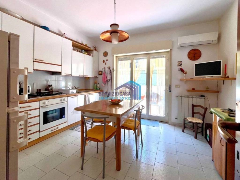 Appartamento a Letojanni in Via Montebianco, 14 - Foto 4