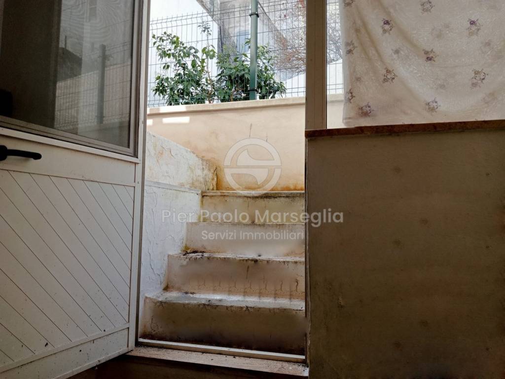 Appartamento a Carovigno in Via Eroi del Cosmo - Foto 4