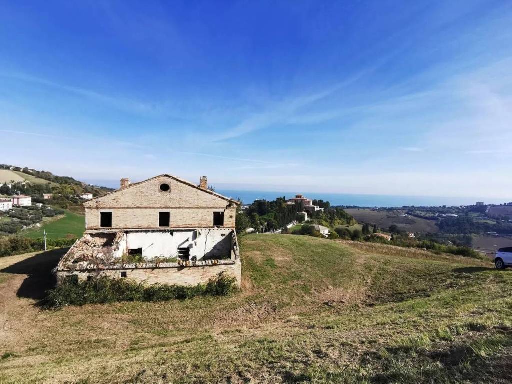 Rustico / casale a Fermo in Contrada Valloscura Di Capodarco - Foto 3
