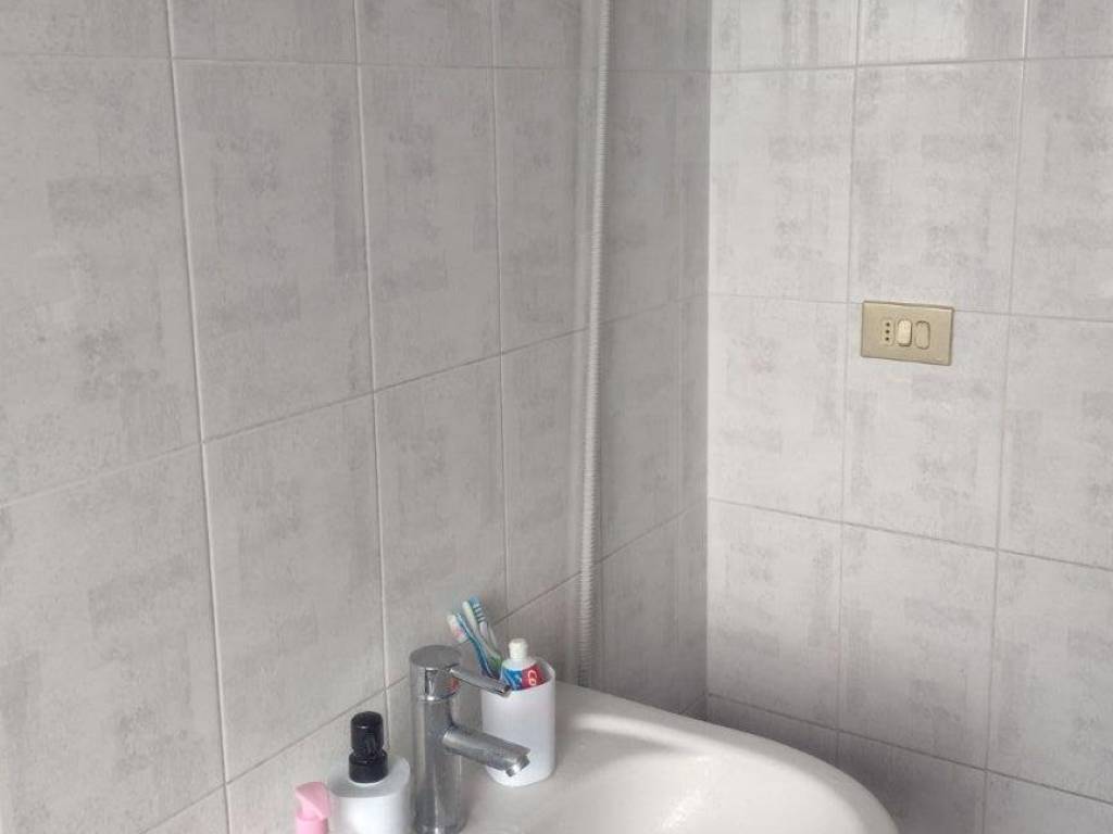 Appartamento a Alessandria in Via Giovanni Verneri - Foto 4