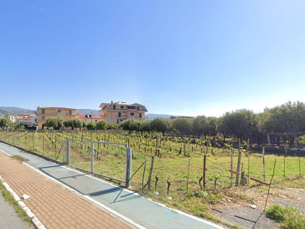 Terreno a Lamezia terme in Via Madre Teresa di Calcutta - Foto 4