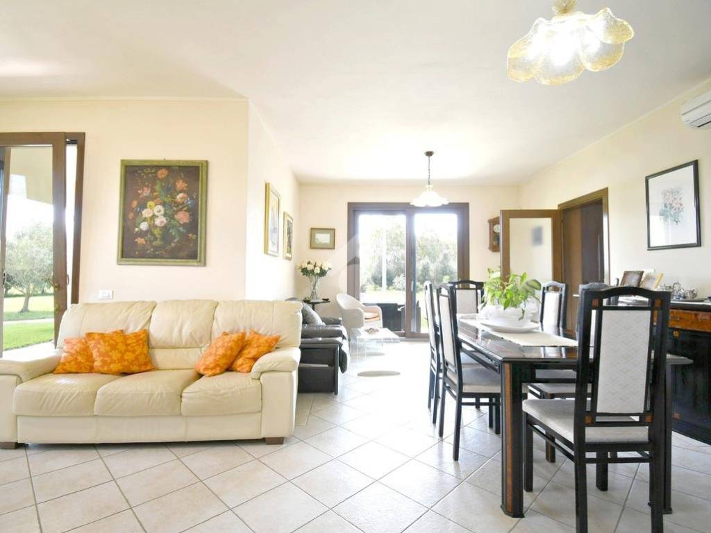 Villa a Oristano in Strada Provinciale 60 - Foto 3