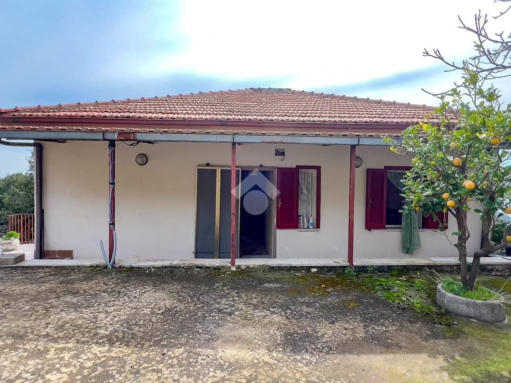 Casa indipendente a Formia in Via Parite, 1 - Foto 2