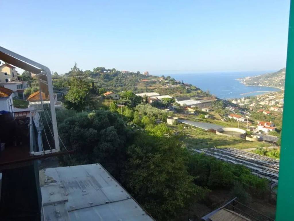 Appartamento a Sanremo in Via Maurixe, 34 - Foto 2