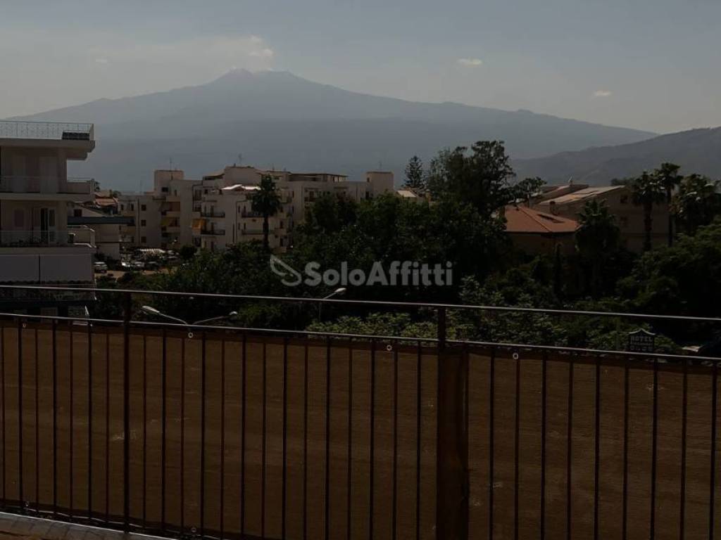Attico / mansarda a Giardini-naxos in Viale Jannuzzo - Foto 2