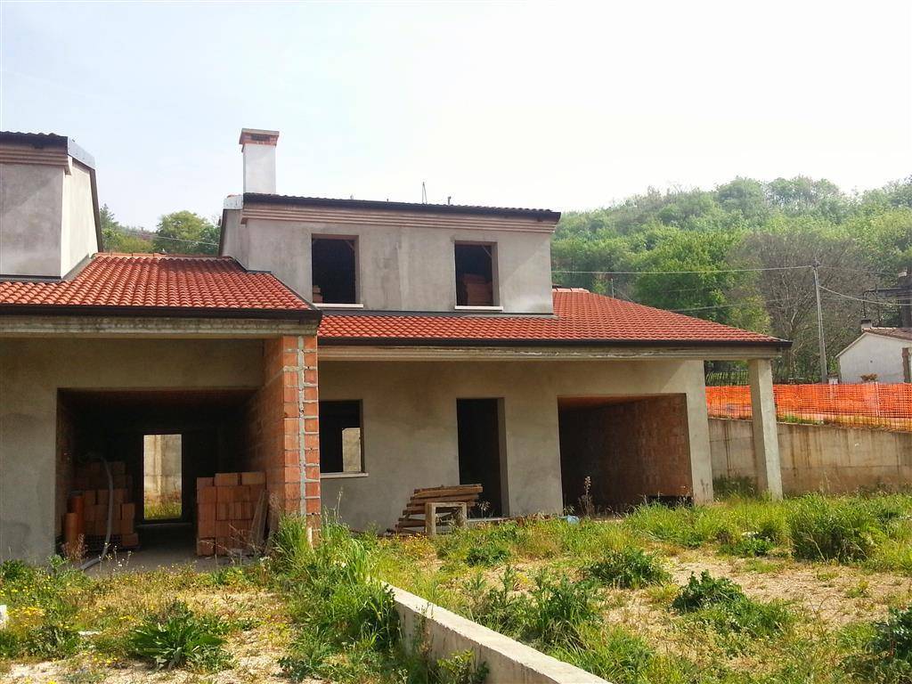 Villetta a schiera a Lozzo atestino in VIA DEGLI ULIVI - Foto 5