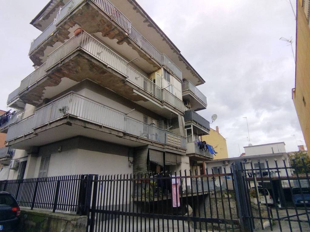 Appartamento a Casalnuovo di napoli in Via Ugo Foscolo, 11 - Foto 4