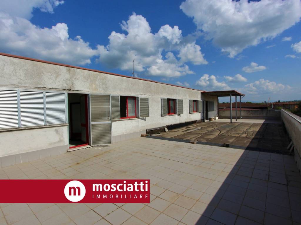 Attico / mansarda a Matelica in Via Alessandro Ottoni, 17 - Foto 2