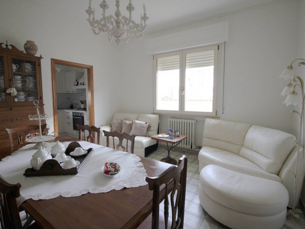 Appartamento a Cascina in Via Galileo Galilei - Foto 3