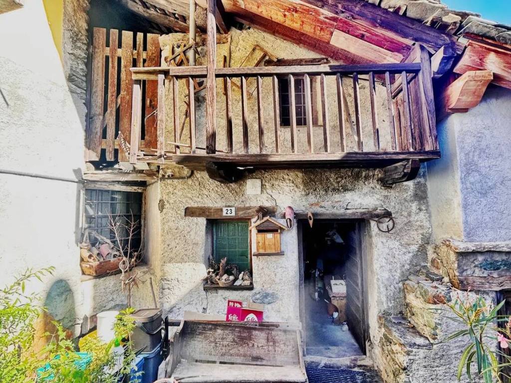 Rustico / casale a Challand-saint-victor in Frazione Isollaz S.N.C. - Foto 1