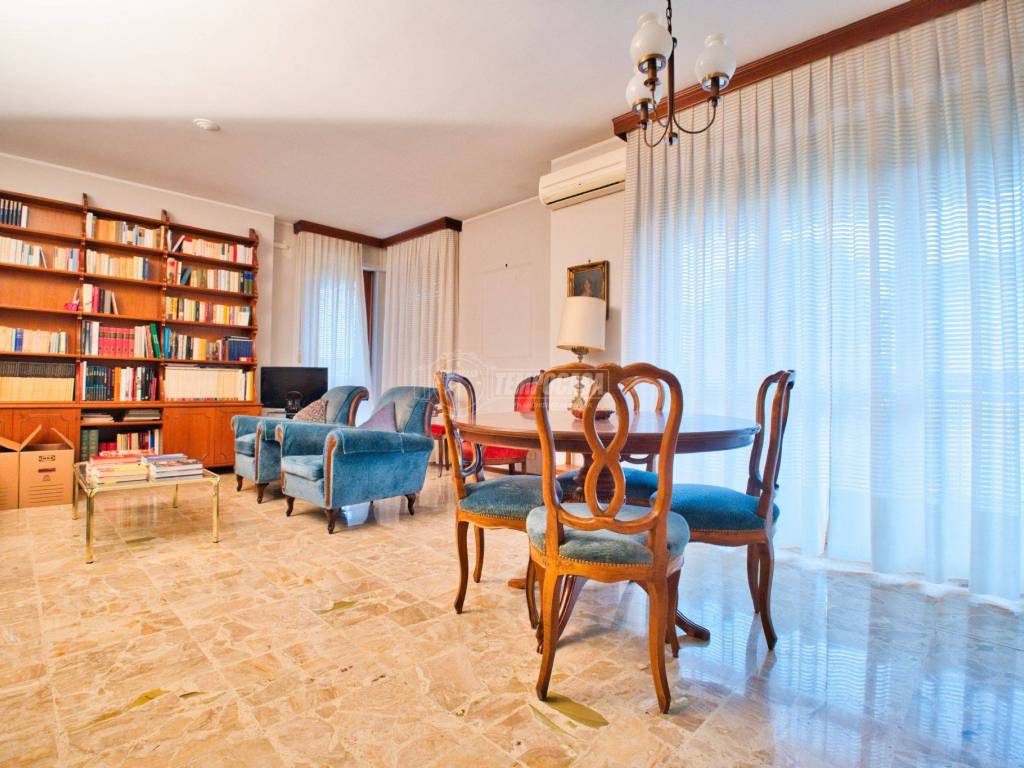 Appartamento a Novara in Via Filippo Brunelleschi - Foto 3