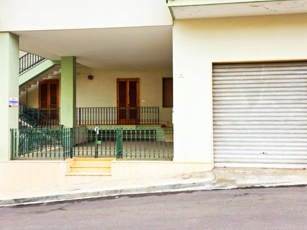 Casa indipendente a Parabita in Via della Repubblica, 7 - Foto 4