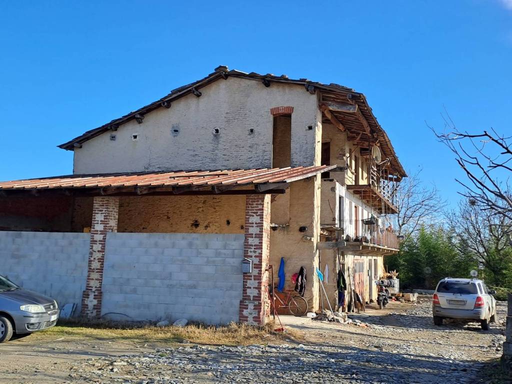 Rustico / casale a Bagnolo piemonte in Via Sant'Anna, 64 - Foto 2