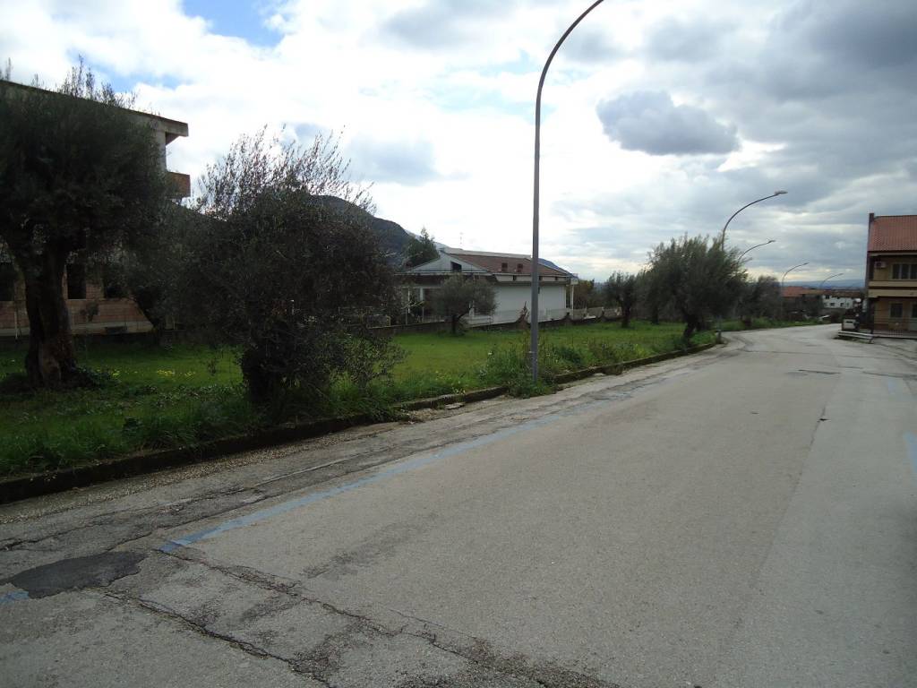 Terreno a Bellona in Via 1 Maggio - Foto 3