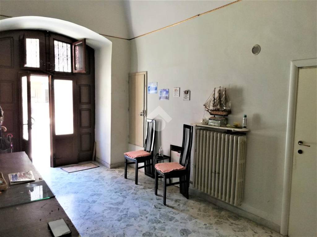Palazzo / stabile a Palo del colle in Corso Vittorio Emanuele, 123 - Foto 2