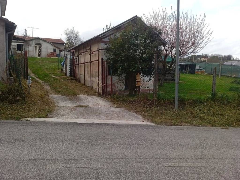 Terreno a Spoleto in Via 22 Marzo, 137 - Foto 2