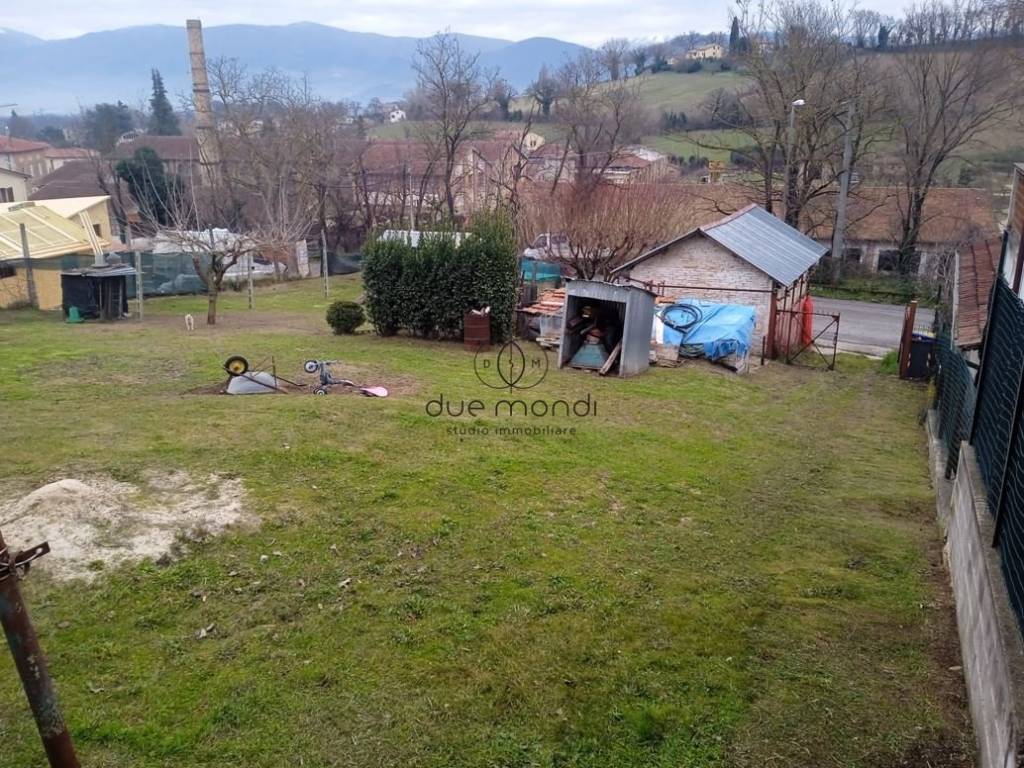 Terreno a Spoleto in Via 22 Marzo, 137 - Foto 4