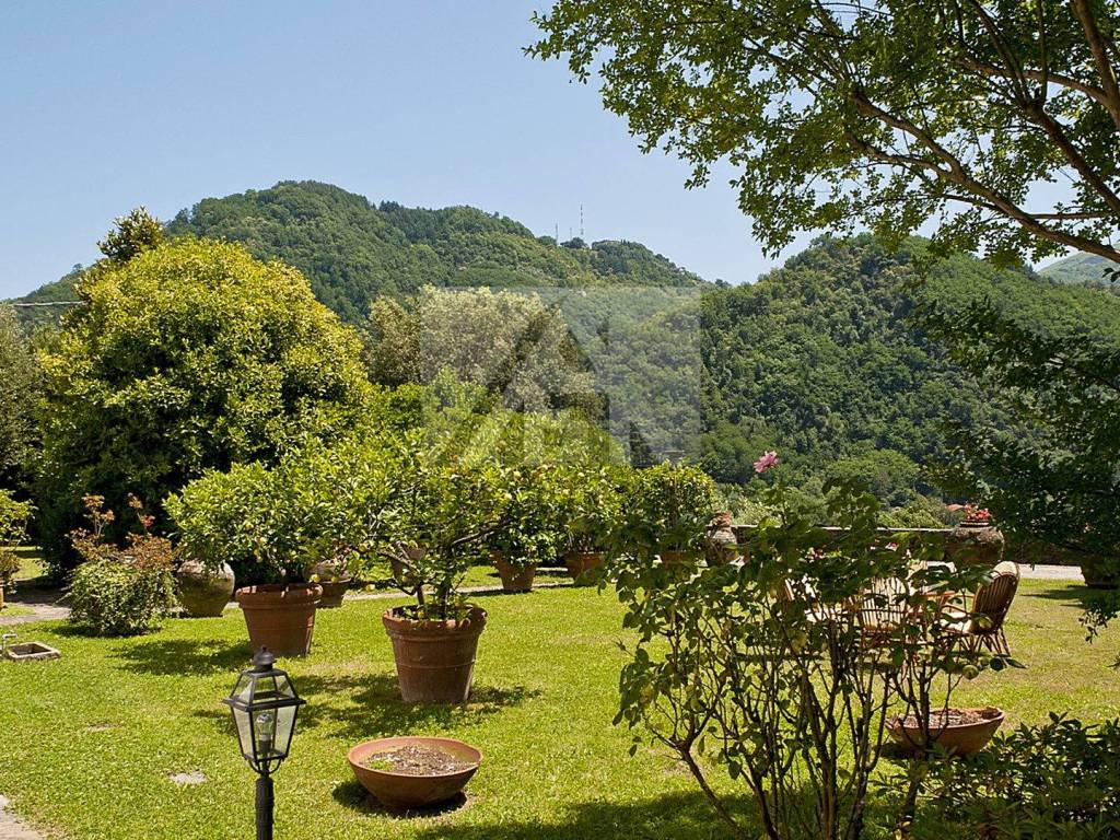 Villa a Bagni di lucca in Strada Provinciale Ponte a Serraglio Fornoli - Foto 3