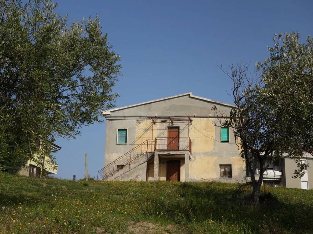 Rustico / casale a Pescara in Strada Colle Renazzo S.N.C. - Foto 3