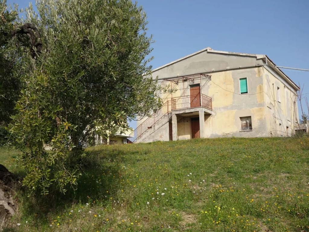 Rustico / casale a Pescara in Strada Colle Renazzo S.N.C. - Foto 5