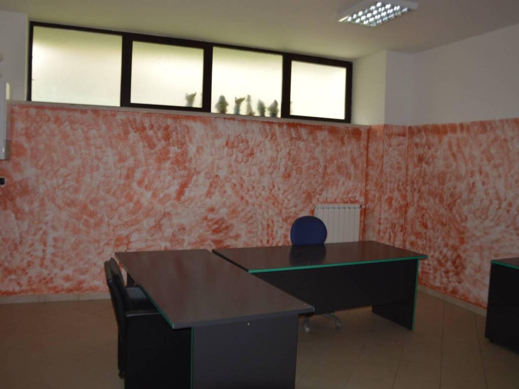 Immobile a Parolise in Via Nazionale Appia - Foto 3