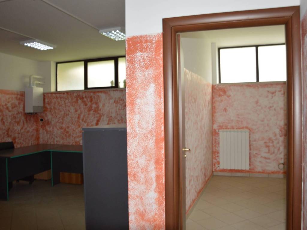 Immobile a Parolise in Via Nazionale Appia - Foto 4