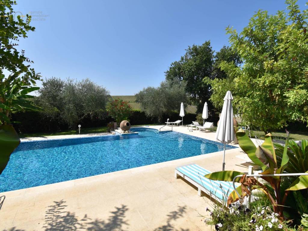 Rustico / casale a Colonnella in Contrada Rio Moro - Foto 2