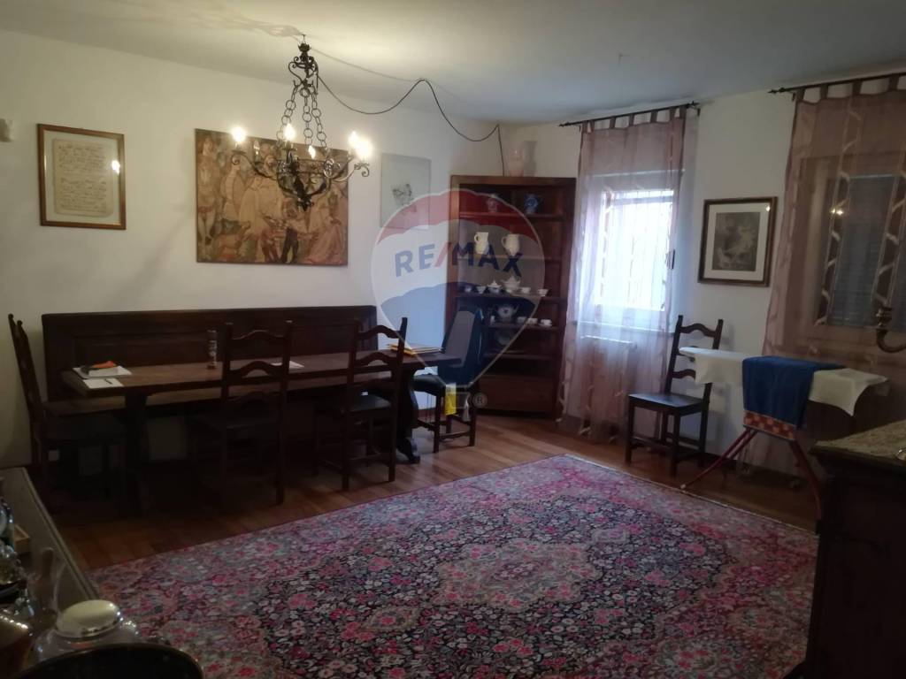 Villa a Torre d'isola in Via Garibaldi, 47 - Foto 2