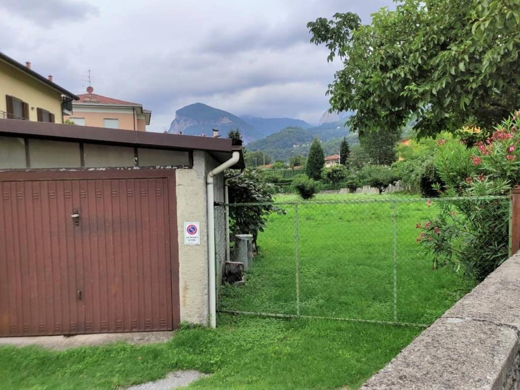 Terreno a Calolziocorte in via ss cosma e damiano - Foto 2
