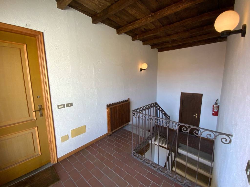 Appartamento a Gignese in Piazza Colla - Foto 3