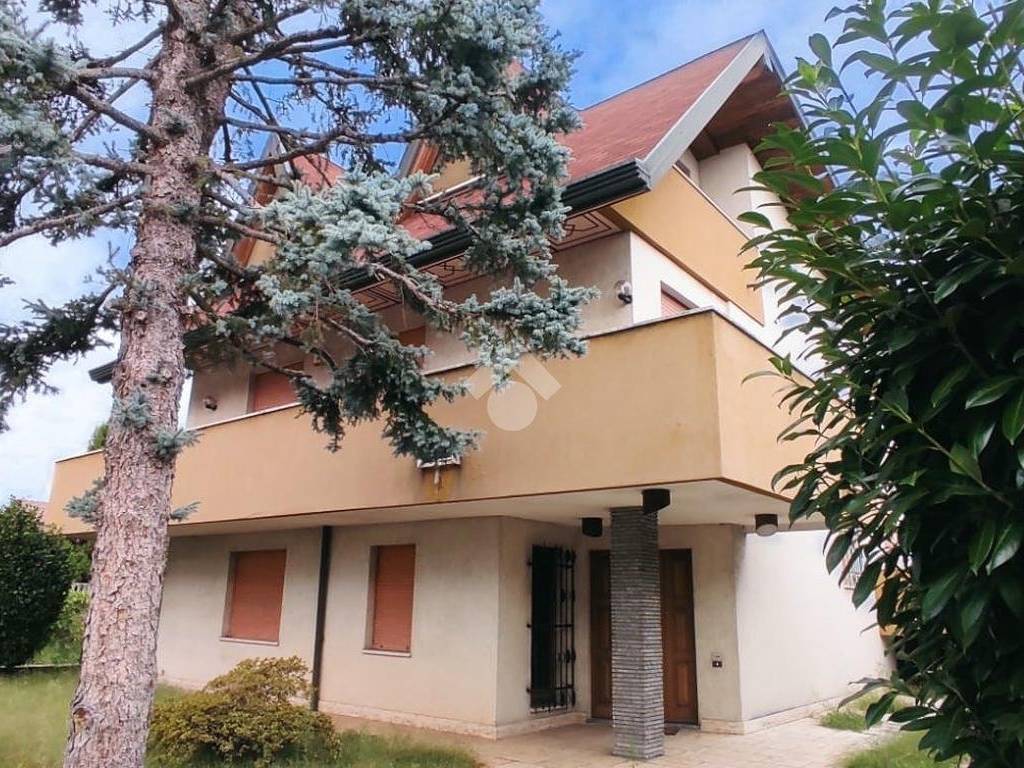 Villa a Ferno in Via Monviso, 8 - Foto 2