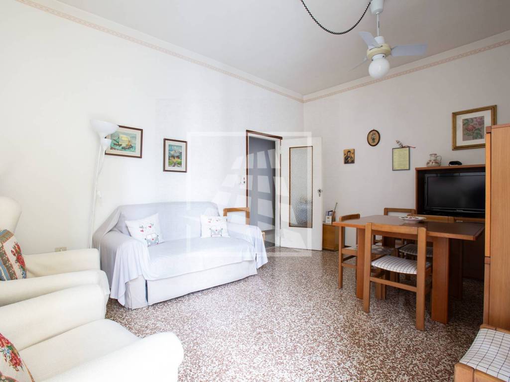 Appartamento a Reggio emilia in Via Col Di Lana - Foto 3