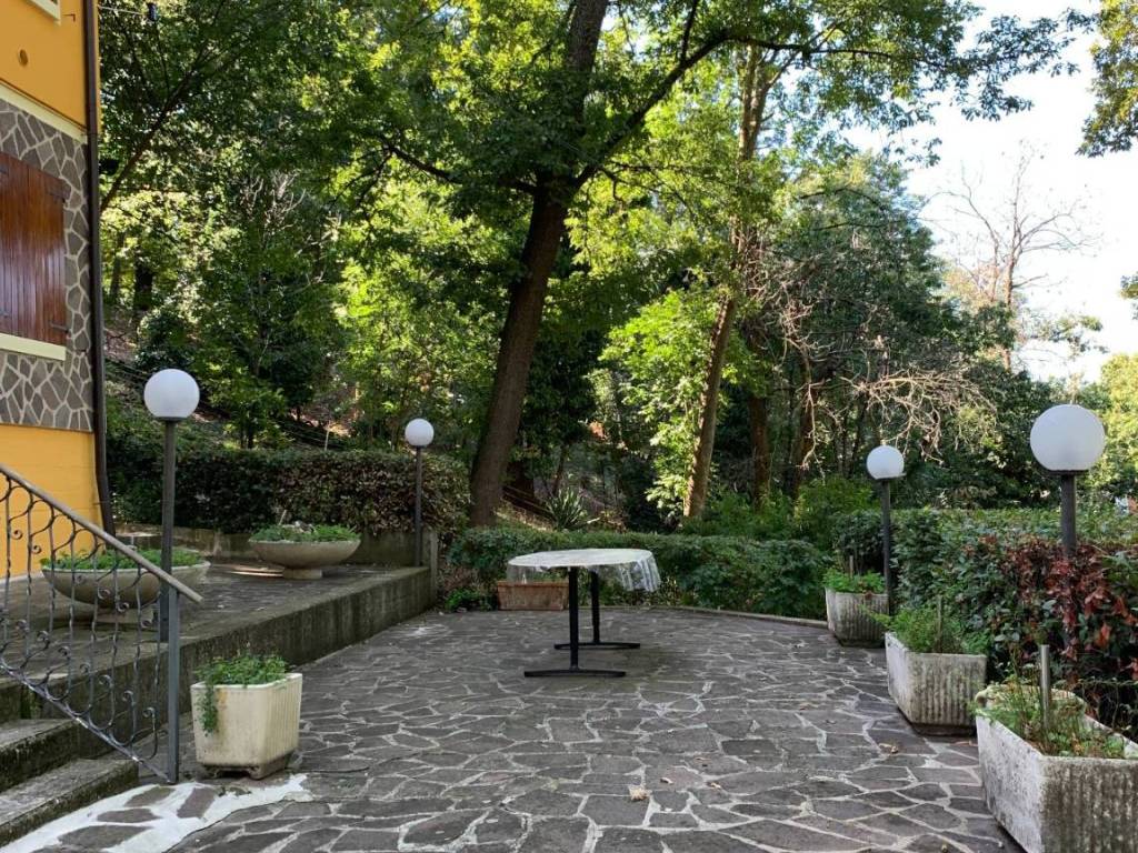 Villa a Quattro castella in Via Arturo Toscanini - Foto 4