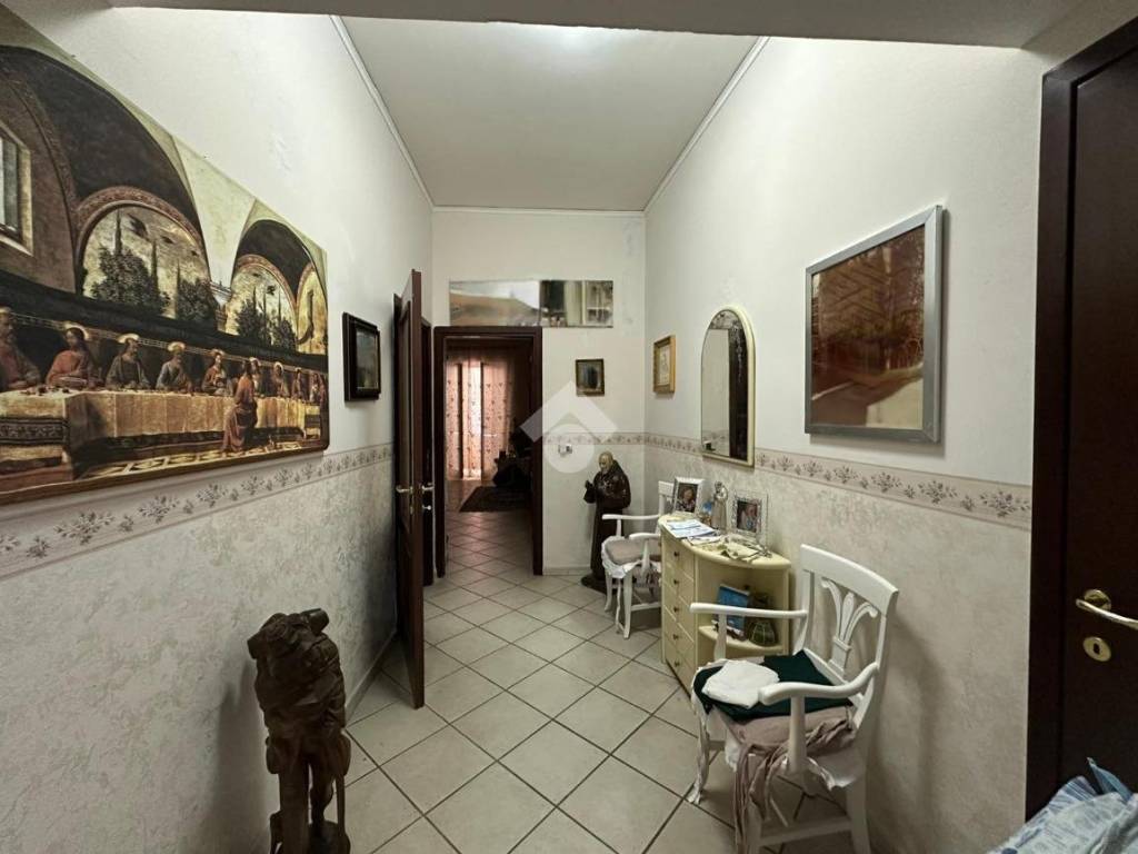 Appartamento a Napoli in VIA DUCA DEGLI ABRUZZI - Foto 2