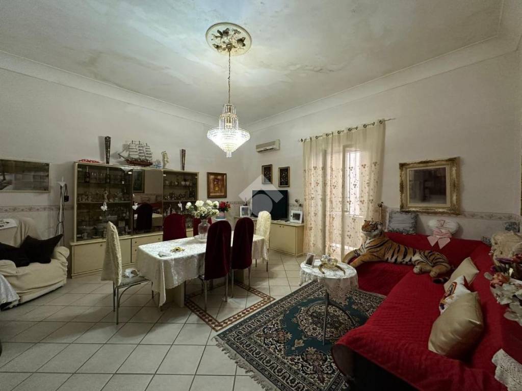 Appartamento a Napoli in VIA DUCA DEGLI ABRUZZI - Foto 5