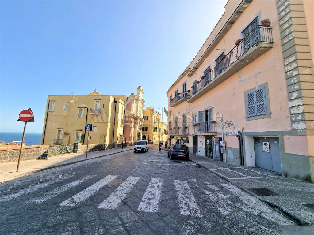 Appartamento a Pozzuoli in Via Carlo Maria Rosini - Foto 3