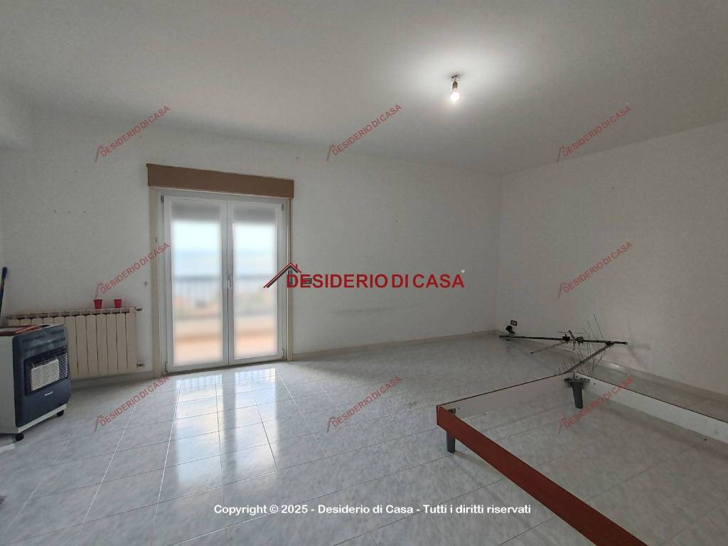 Appartamento a Santo stefano di camastra in Via Torrazza - Foto 2