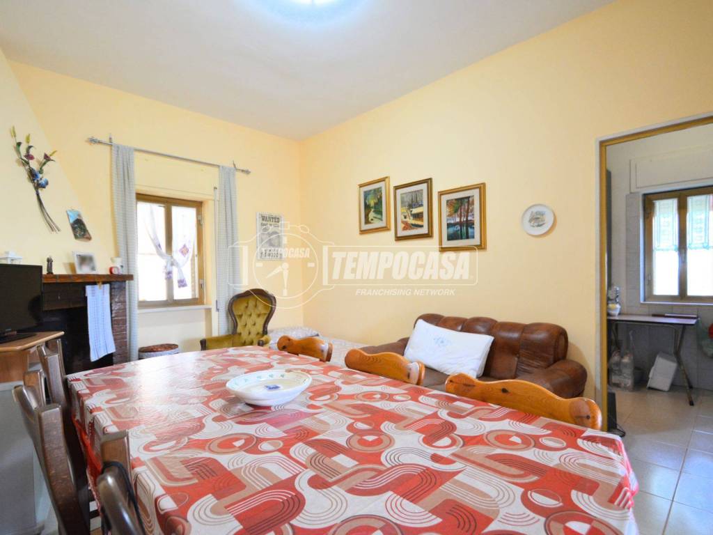Villa a Gioia del colle in Strada Vicinale Pavoncelli - Foto 5
