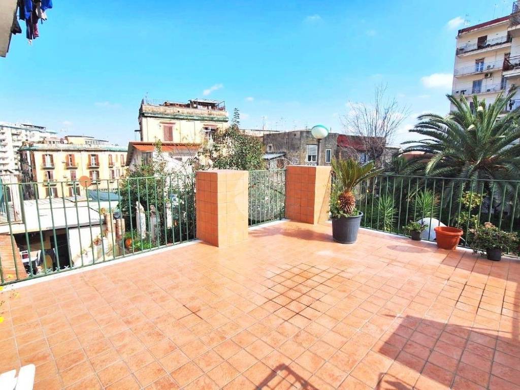 Appartamento a Napoli in Rampe Delle Nocelle, 12 - Foto 3
