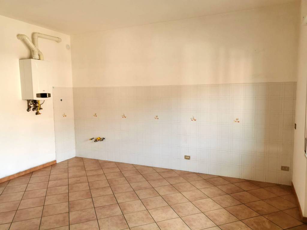 Appartamento a Induno olona in Via Bruno Jamoretti, 124 - Foto 2