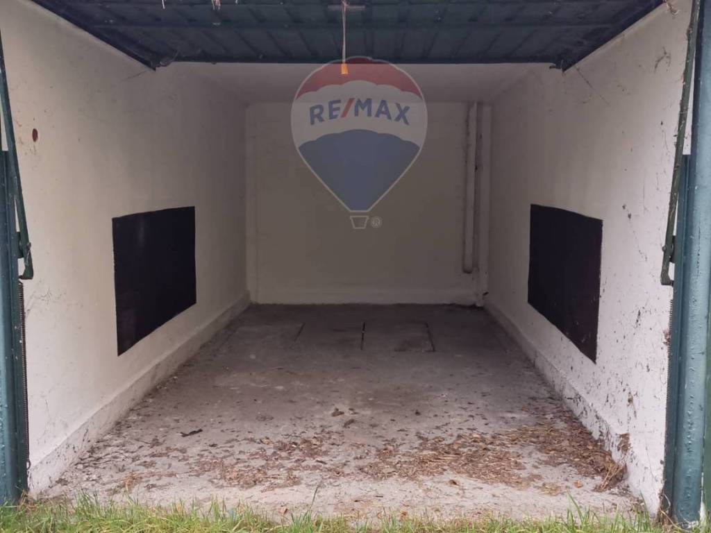 Box / garage a Pavia in via Francesco Orsi, 70 - Foto 3