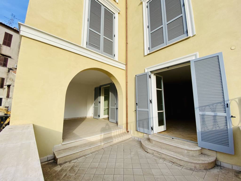 Appartamento a Albano laziale in Via Aurelio Saffi - Foto 2