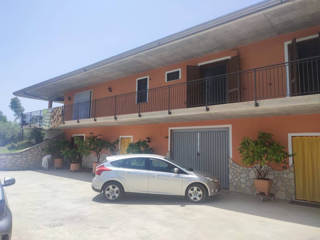 Villa a Ceccano in Via Vigne Vecchie - Foto 3