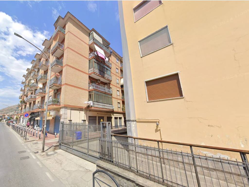 Appartamento a Maddaloni in Via Libertà, 199 - Foto 3